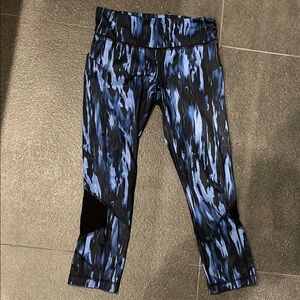 Lululemon Athletica Blue Black Patterned Leggings